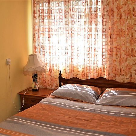 Apartament Lira Larnaca Zewnętrze zdjęcie